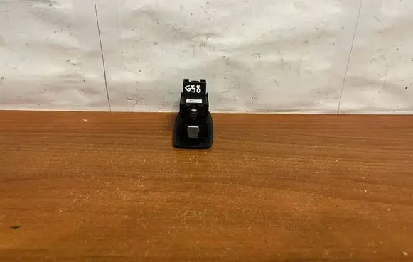 Ford Ranger Electric window control switch EB3T-14529-AA 01Y1107AD