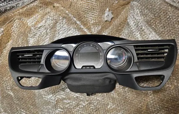 Citroen C5 Speedometer (instrument cluster) 9666327080 3241967054