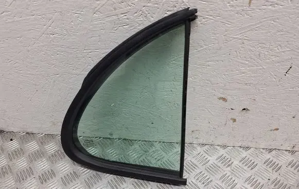 Nissan Micra Rear vent window glass 82262AX100 82272AX100