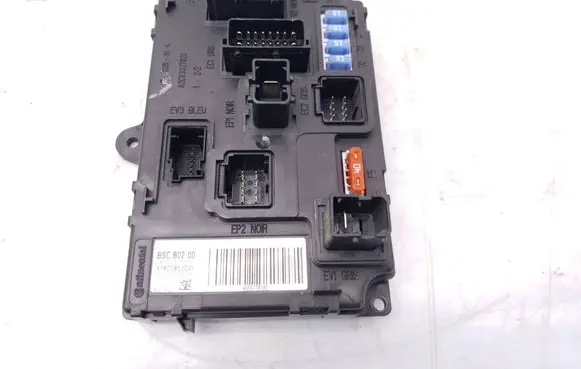 Peugeot Partner Fuse module BSCB0200 9665778380 S180085004F