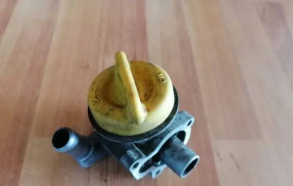 Saab 9-3 Ver2 Oil fill pipe 55195253 55187763