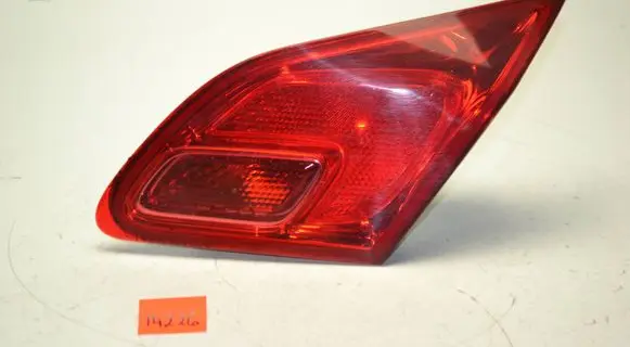 Opel Astra J Tailgate rear/tail lights