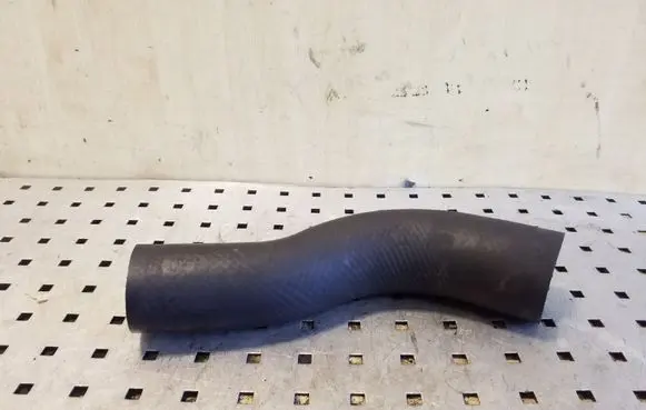 Toyota Avensis T250 Intercooler hose/pipe 040528