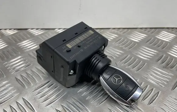 Mercedes-Benz CLC CL203 Ignition lock A2095453908