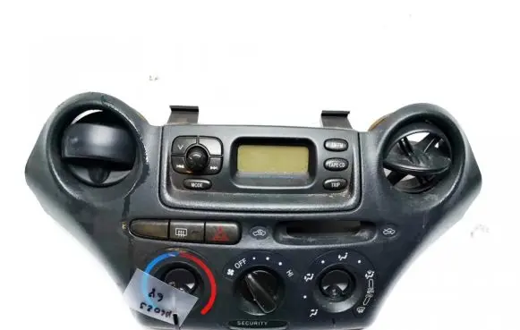 Toyota Yaris Climate control unit 861100d010b1 86110-0d010-b1