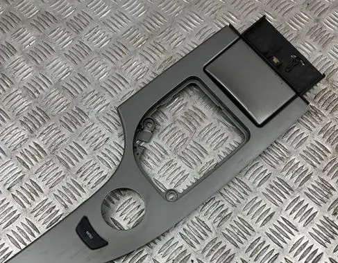 BMW 5 E60 E61 Gear shifter surround trim plastic 7129644 52850610