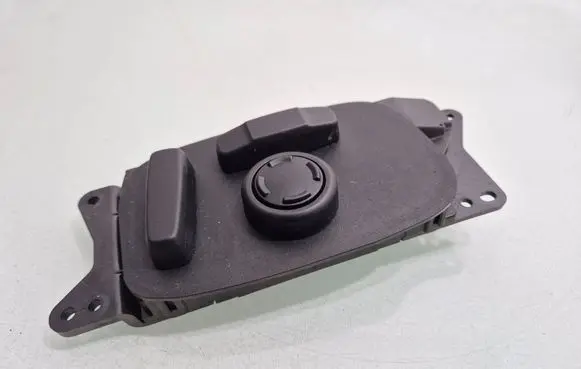 Land Rover Discovery Sport Seat control switch FK7214B566GB