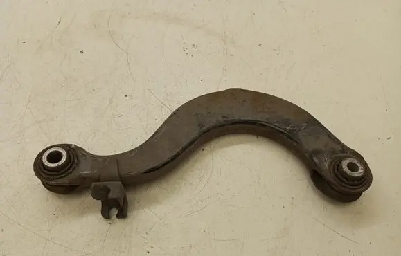 Audi Q3 8U Rear control arm 500505323C