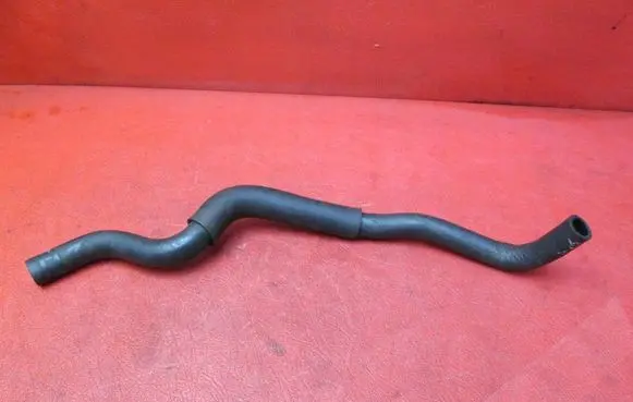 Nissan Navara D40 Engine coolant pipe/hose