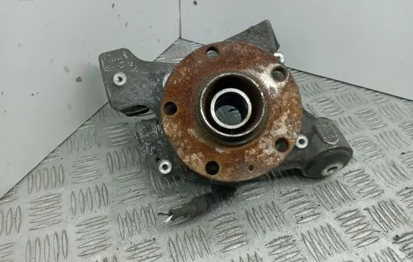 Audi A6 S6 C6 4F Rear wheel hub 8E0505433B