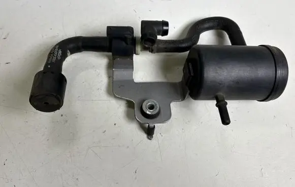 Ford Mustang VI Breather/breather pipe/hose FR3C6J003AB