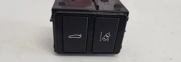 Jaguar XE Tailgate opening switch 1ADSAX760B 16061501 M0890800380