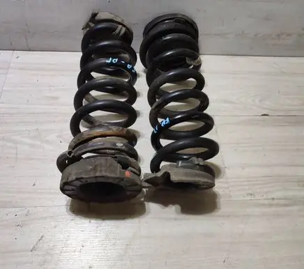 Jaguar F-Pace Rear coil spring HK835534DC