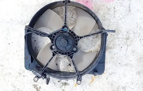 Honda Jazz Radiator cooling fan shroud 