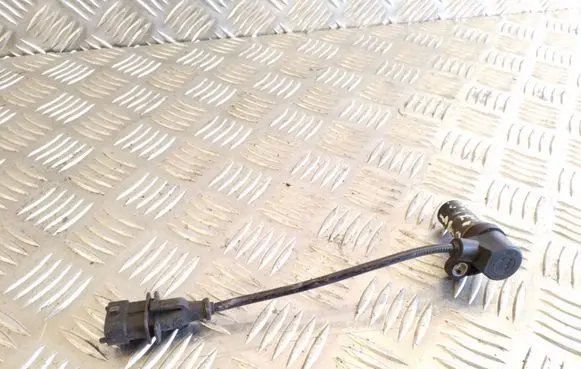 Opel Astra H Crankshaft speed sensor 0281002747