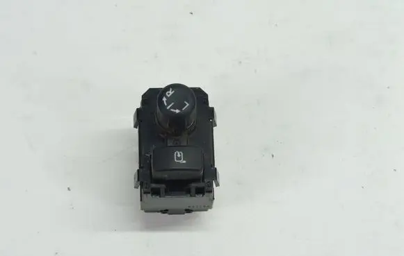 Toyota GT 86 Wing mirror switch 83061CA000