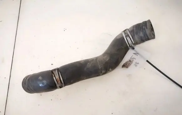 Nissan X-Trail T30 Engine coolant pipe/hose