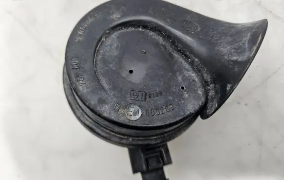 Volkswagen PASSAT B6 Horn signal 000209