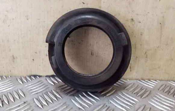Volvo XC60 Rear coil spring rubber mount 6G915599BAA
