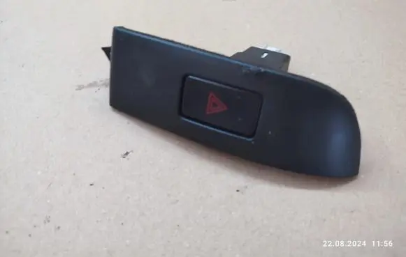 Hyundai Sonata Hazard light switch