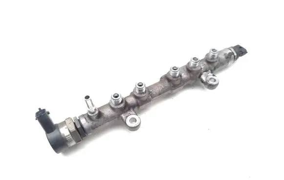 Jaguar F-Pace Fuel main line pipe G4D39D280AA 0281006464 0281006468