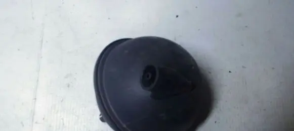 Volkswagen Touareg I Vacuum air tank 054129808