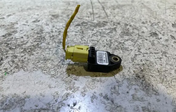 Hyundai Getz Airbag deployment crash/impact sensor 959202F100 D0HLBVW1MK2085
