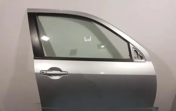 Mitsubishi Outlander Front door A31