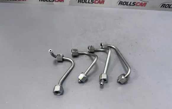 Opel Zafira C Fuel injector supply line/pipe