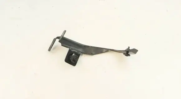 BMW M6 Fender mounting bracket 7060812 51647060812 23310110