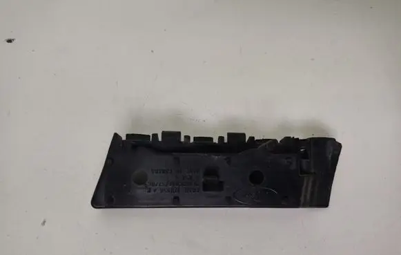 Ford Mustang VI Front bumper mounting bracket FR3B17D958AE