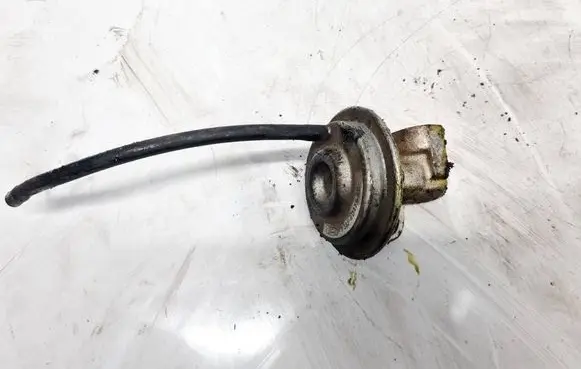 Ford Mondeo MK I EGR valve 938F9D475AC 938f-9d475-ac