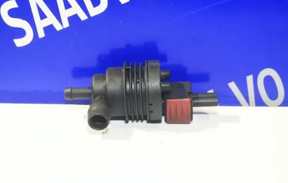 Saab 9-3 Ver1 Engine mount vacuum valve 4670477
