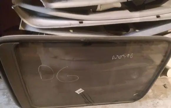Peugeot Boxer Rear side window as2