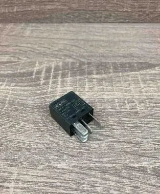 Ford Kuga I Other relay 5M5T14B192BA V23074A1001X77 095111C