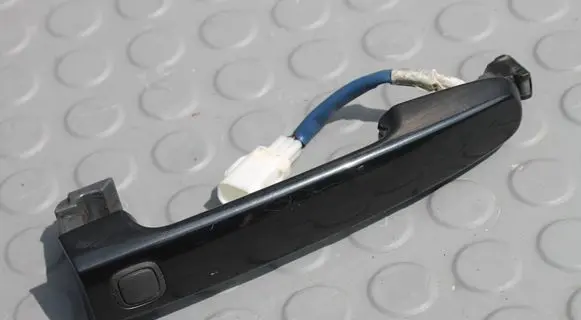 Toyota Auris 150 Front door exterior handle KLAMKA-LH-AURIS-I