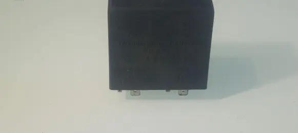 Audi A6 S6 C4 4A Other relay 4A0919471