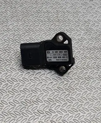 Volkswagen PASSAT B6 Air pressure sensor 0281002401 038906051C