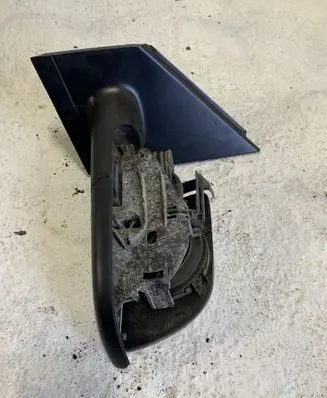 Volkswagen Polo Manual wing mirror 010695