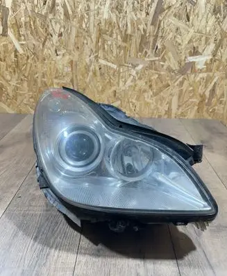 Mercedes-Benz CLS C219 Headlight/headlamp