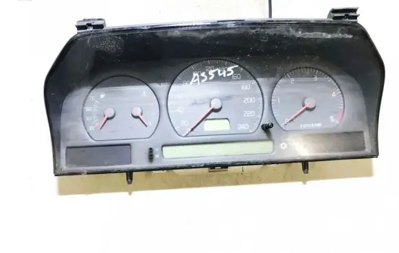 Volvo S70 V70 V70 XC Speedometer (instrument cluster) 9168144