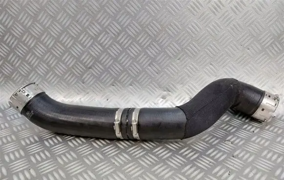 Ford Ranger Intercooler hose/pipe JB3G6F073AE