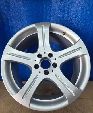Mercedes-Benz CLS C219 R18 alloy rim A2194010802