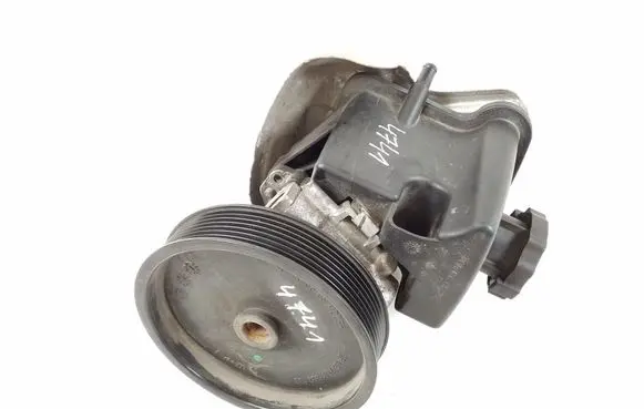 Mercedes-Benz SLK R171 Power steering pump A0034664101