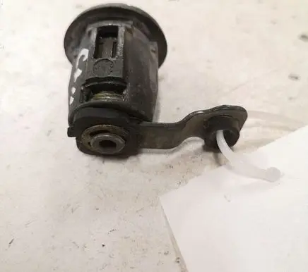Citroen Berlingo Front door lock (next to the handle)