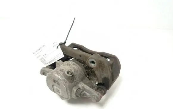 Mercedes-Benz C W204 Front brake caliper A2044212681