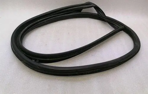 Porsche Cayman 981 Rubber seal front coupe door window 98153707602