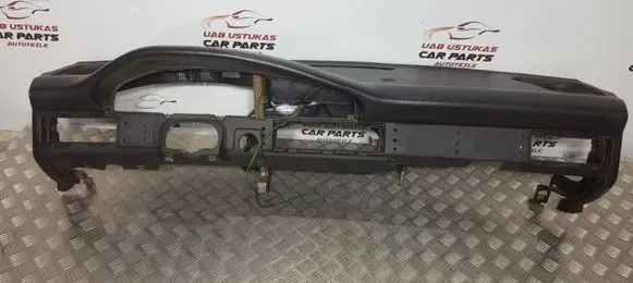 Audi 100 200 5000 C3 Dashboard 443857069F