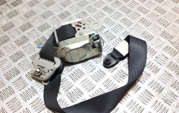 Suzuki Swift I Front seatbelt 8492062K1
