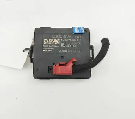 Audi A3 S3 8V Gateway control module 5Q0907530AF 5Q0907530M
